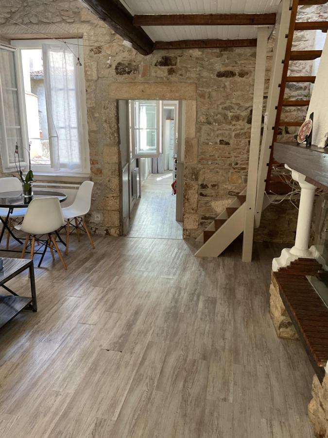 님 Place Aux Herbes 아파트 외부 사진